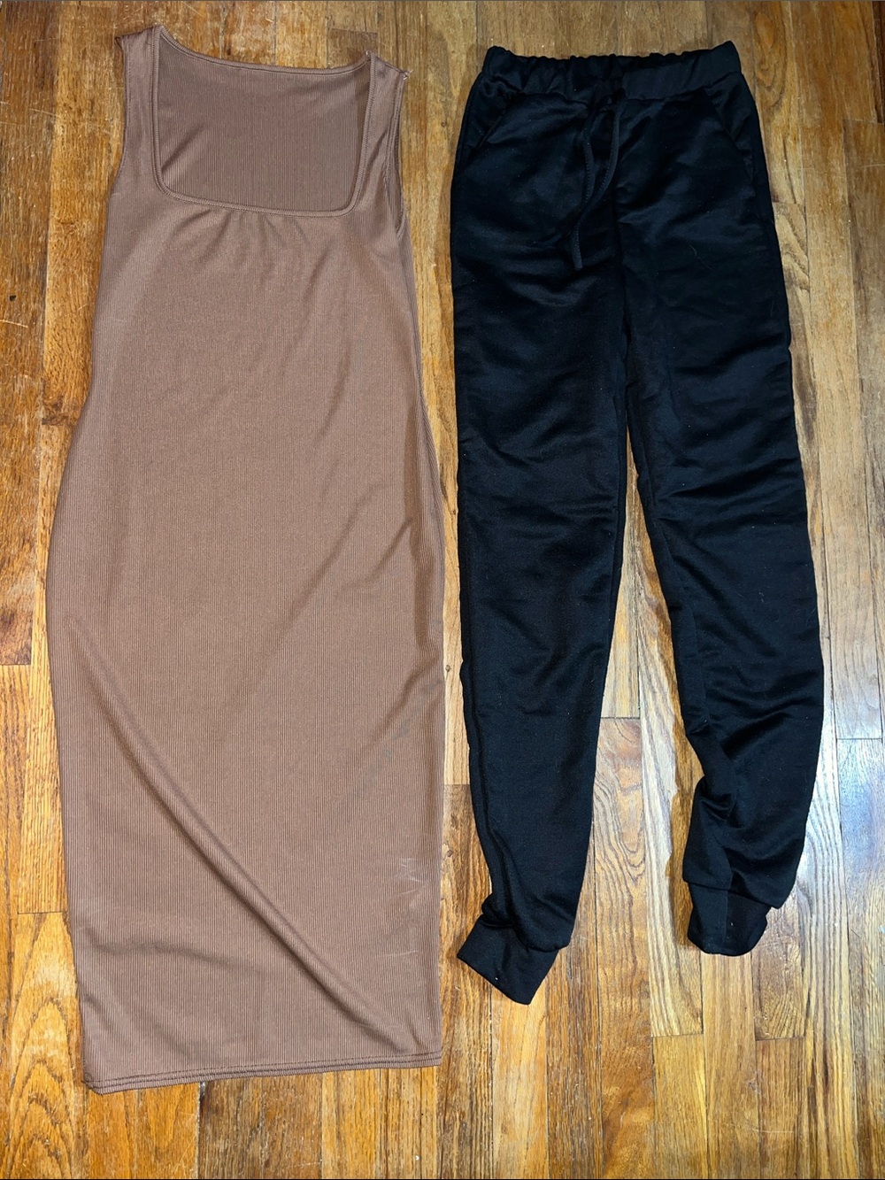 Bundle of 2 boohoo basics: brown knee length dress, black joggers